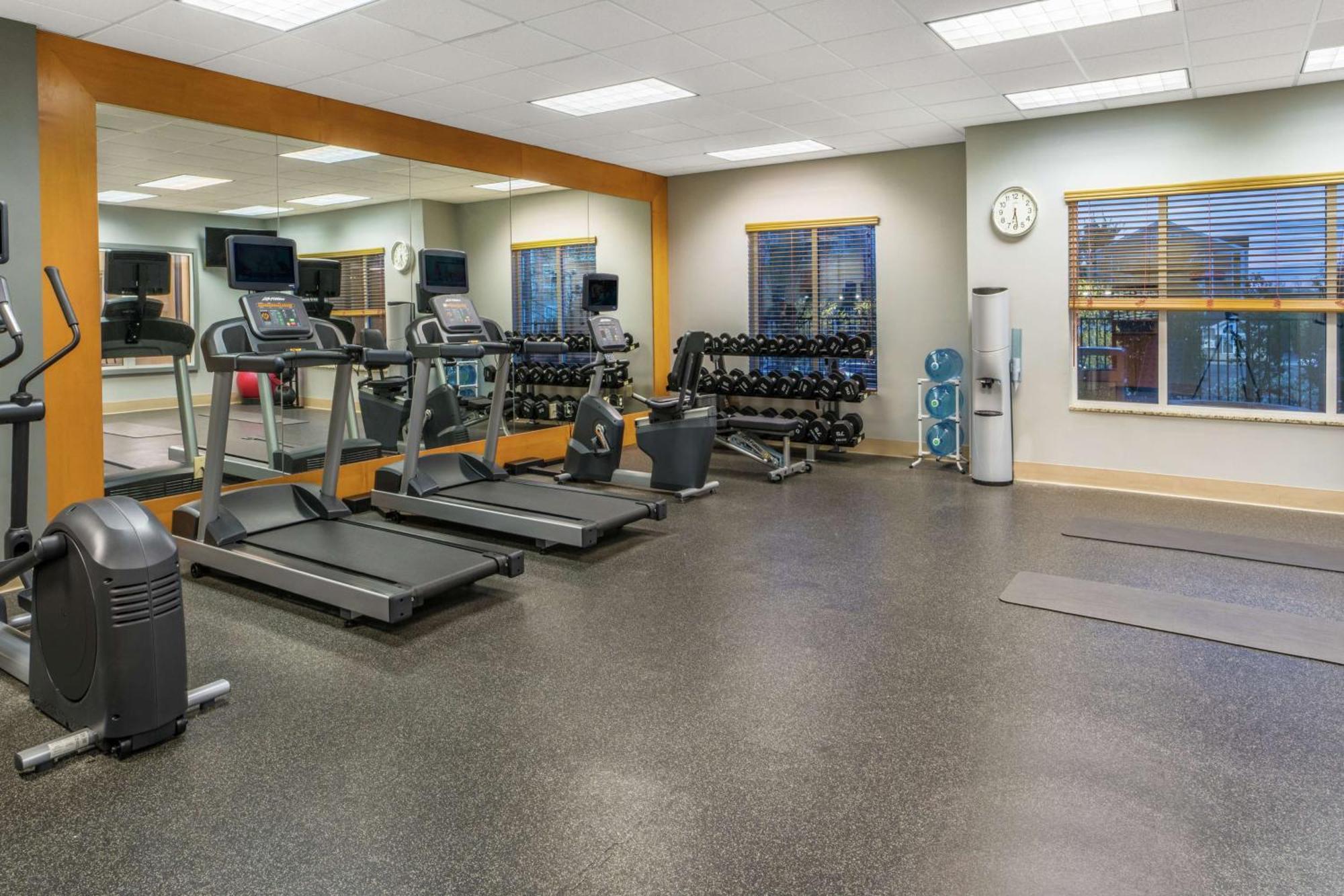 Hilton Garden Inn Blacksburg University Экстерьер фото