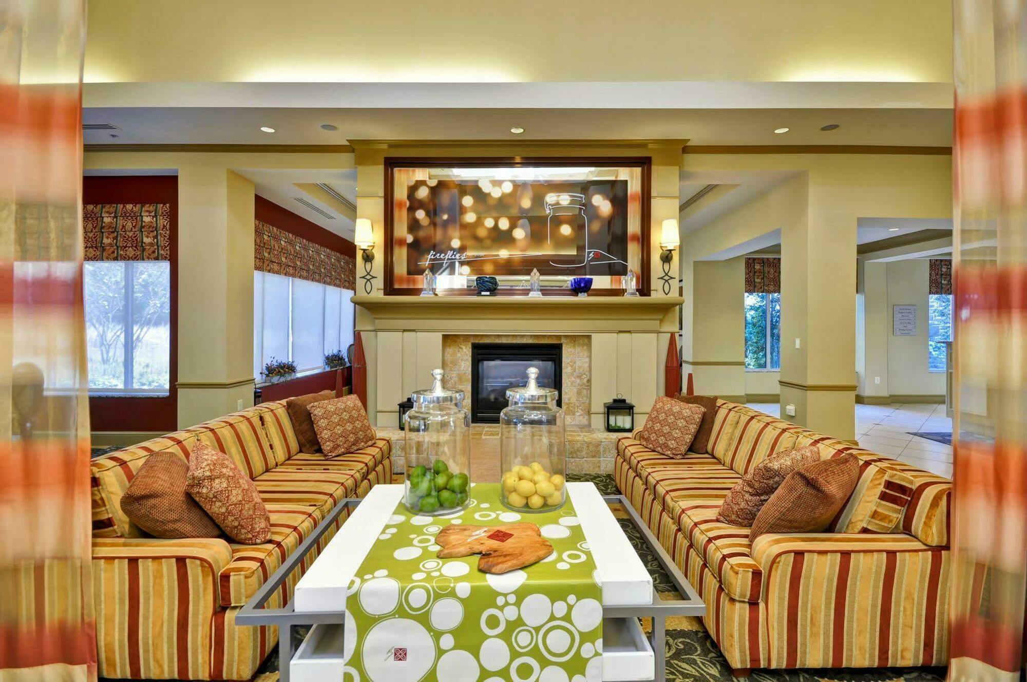 Hilton Garden Inn Blacksburg University Экстерьер фото
